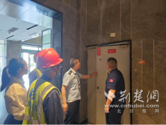 <b>强化消防平安监</b>
